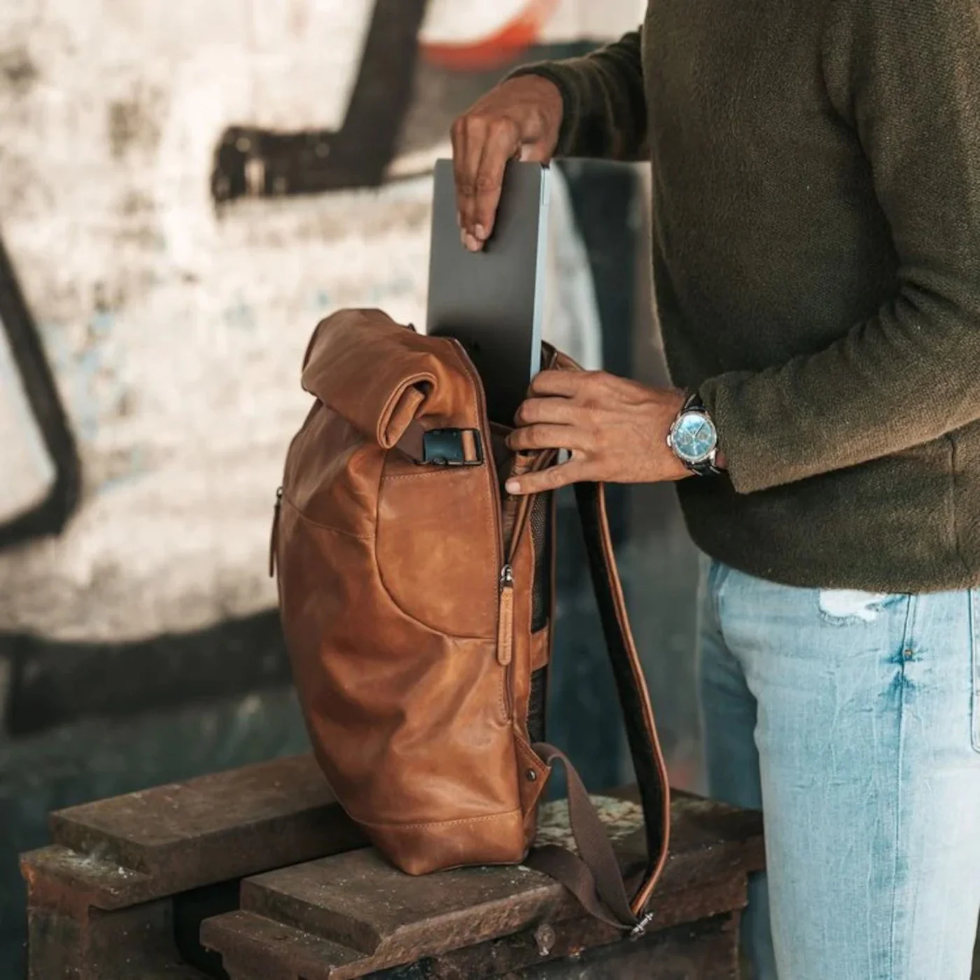 The Chesterfield Brand Cognac Backpack C58.030931 - Image 8
